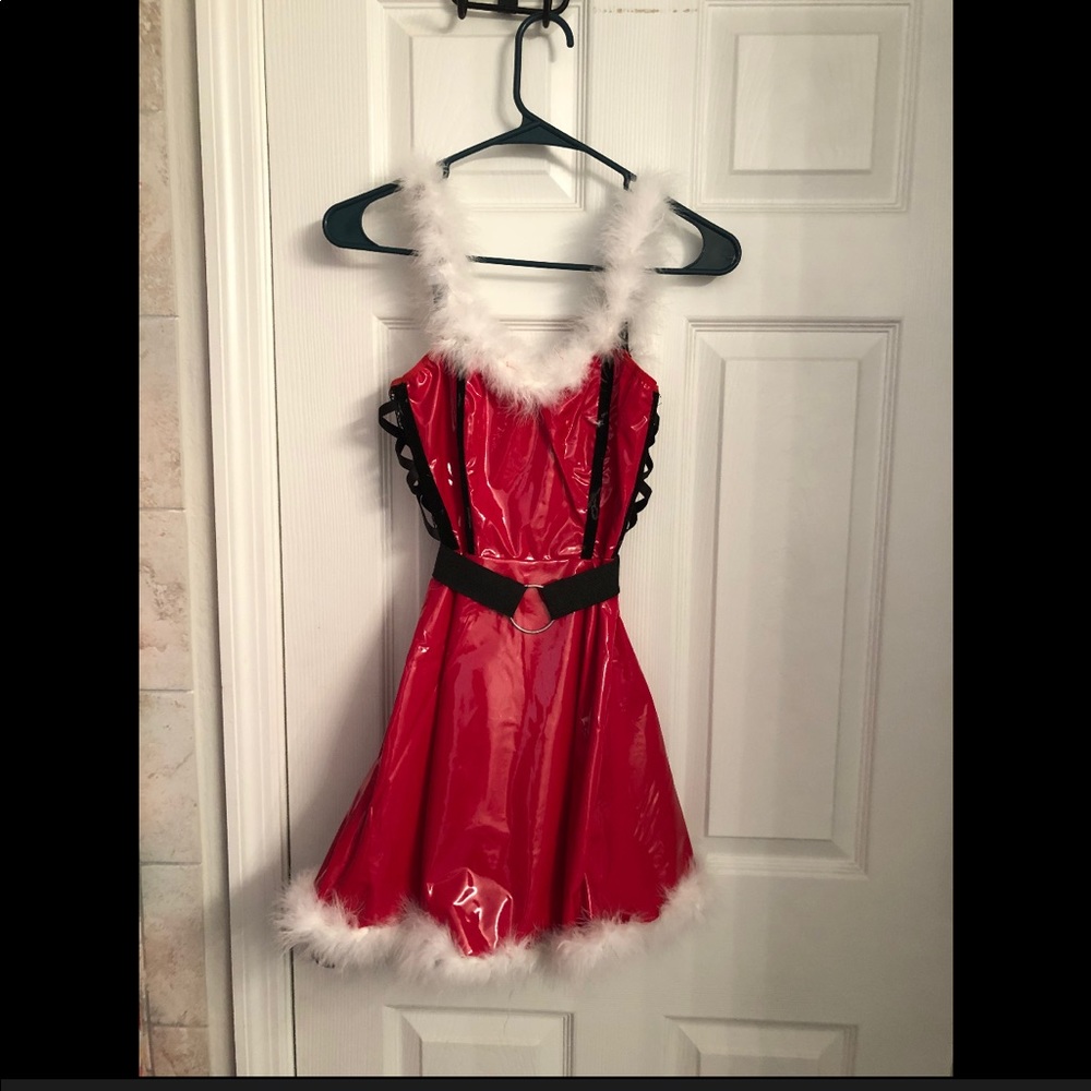 Sexy Santa Costume - Picture 5 of 9
